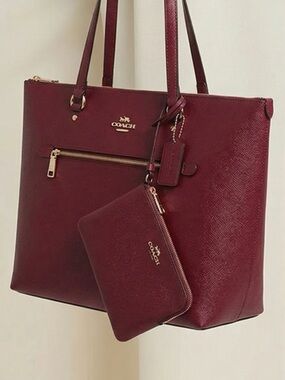 Deep Pink Saffiano Leather Tote and Wristlet Set - Zipper Repair Needed!
